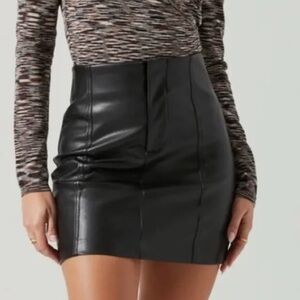Astr The Label Black Faux Leather Mini Skirt